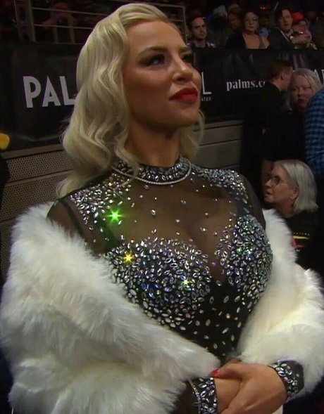 Dana Brooke photo 126