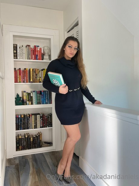 Dani Daniels photo 2302