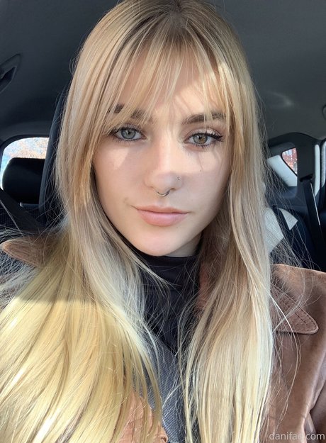 Dani Fae photo 150
