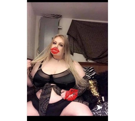 Danie Marie photo 19