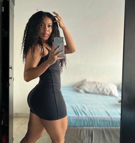 Daniela Garcia photo 14