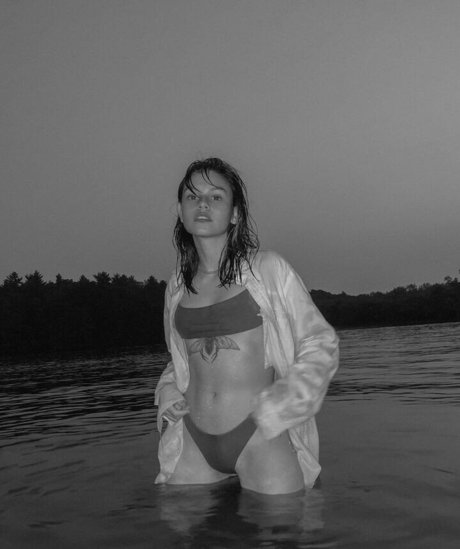 Daniela Montaguth photo 5