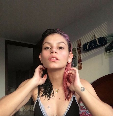 Daniela Montaguth photo 17