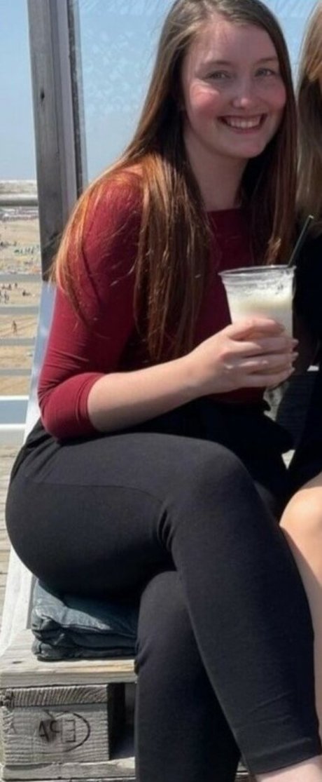 Daniela Schweizer photo 1