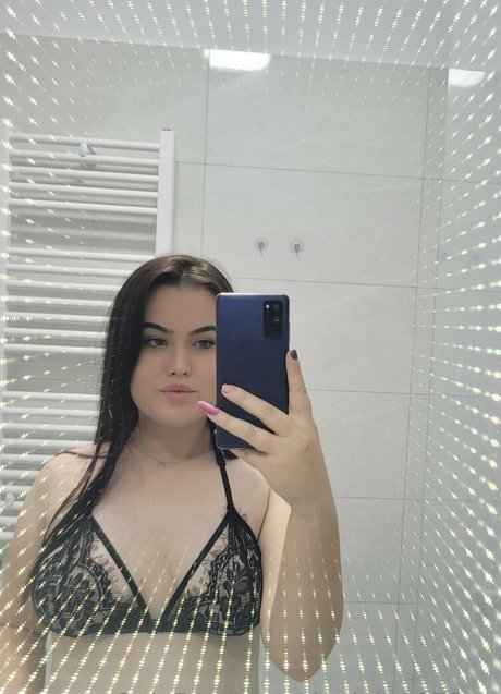 Daniela007free photo 13