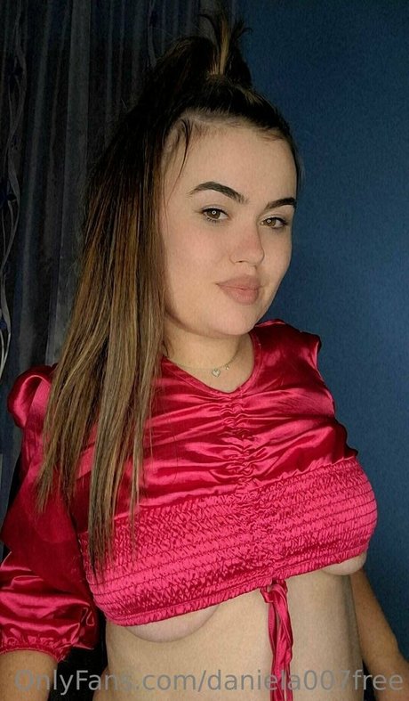 Daniela007free photo 34