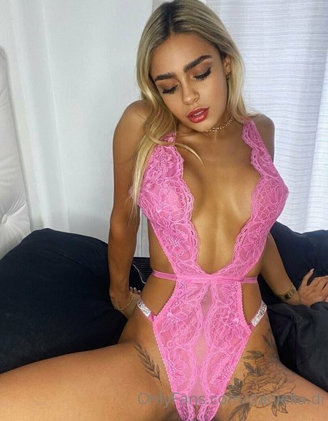 Daniella.di photo 6