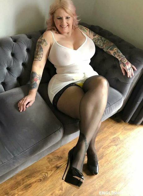 Daniella English photo 16