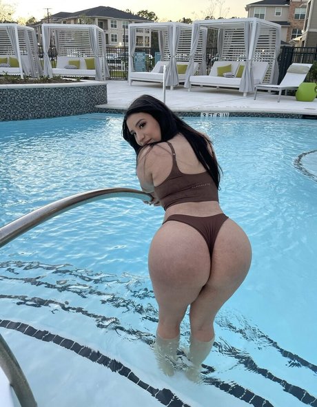 Daniella Margot photo 1