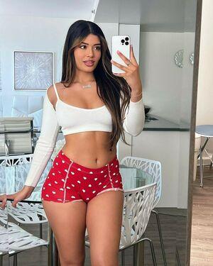 Daniella Salvi photo 7