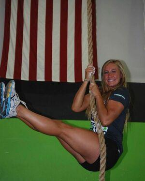 Danielle Brandon photo 36