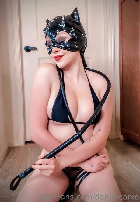 Danielle Pedroza photo 180