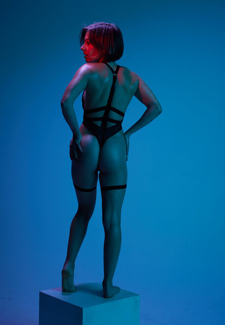 Danielle Samn photo 26