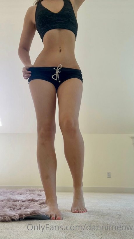 Danni Meow photo 83