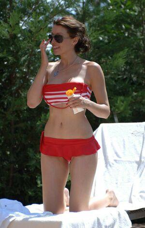 Danni Minogue photo 40