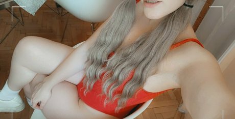 Daphnebubblefree photo 11