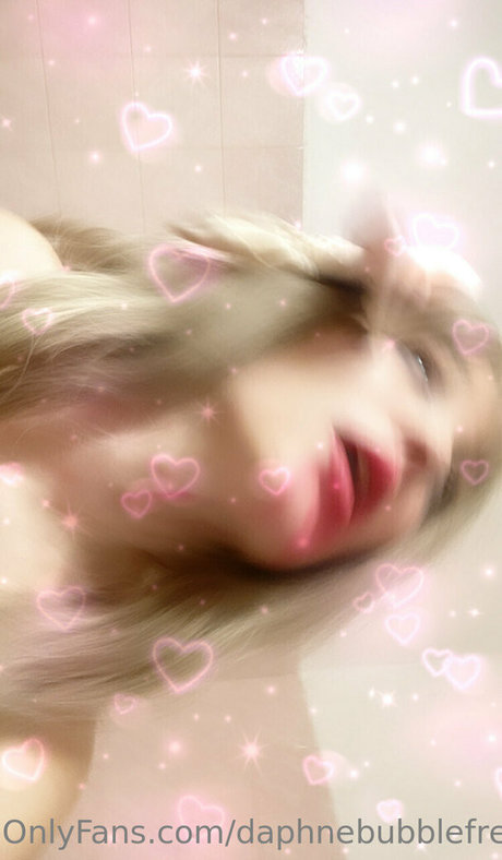 Daphnebubblefree photo 20