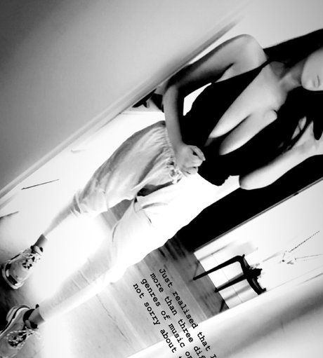 Darcybuchan photo 19