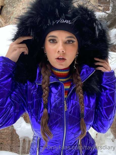Dare Taylor photo 518