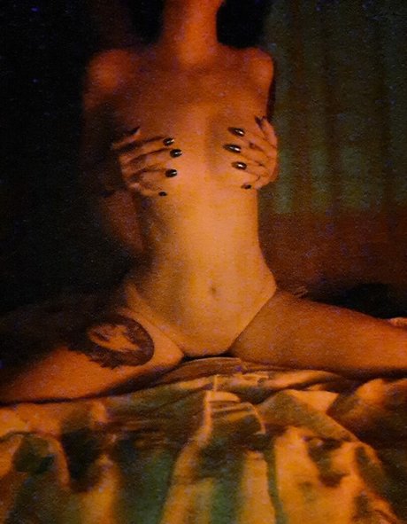 Darkersidejewel photo 1