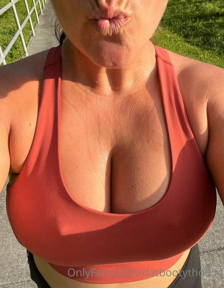 Datbootytho954 photo 112