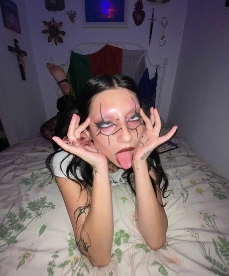 DeathbyRomy photo 41