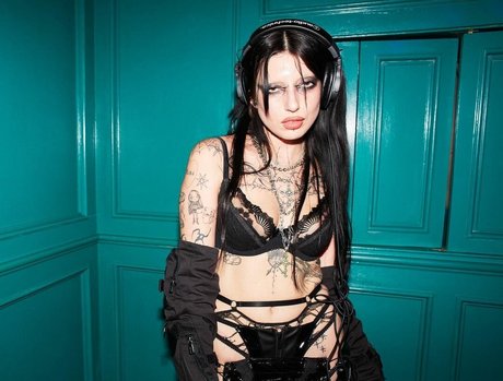 DeathbyRomy photo 111