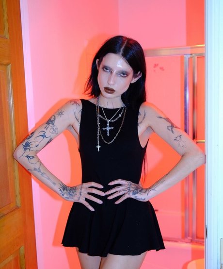 DeathbyRomy photo 113