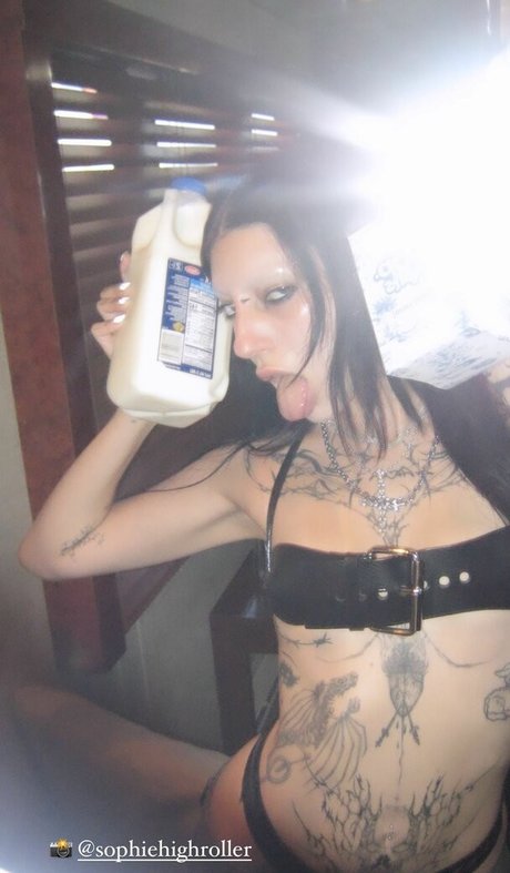 DeathbyRomy photo 127