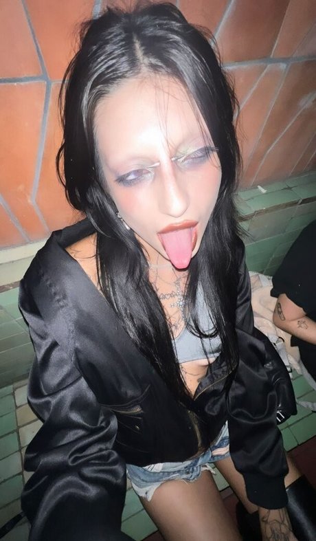 DeathbyRomy photo 153