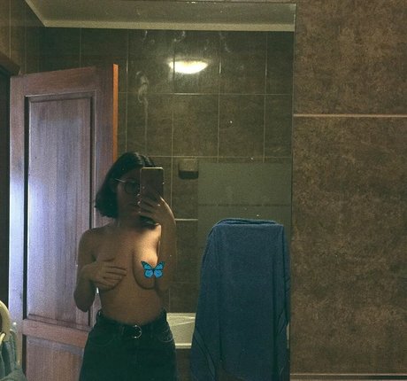 Debora Cardoso photo 17