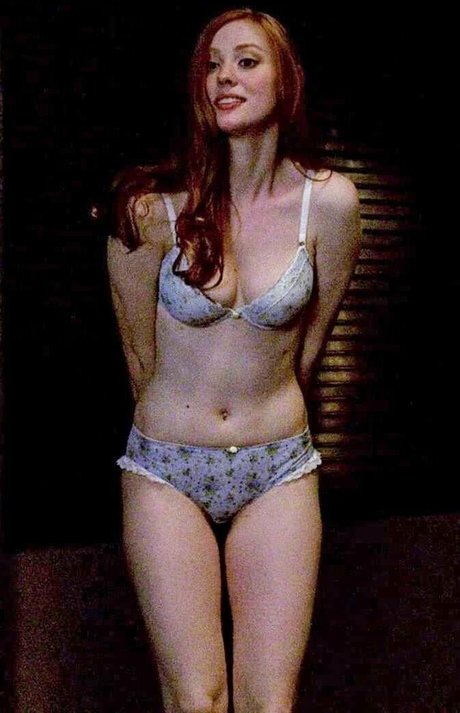 Deborah Ann Woll photo 14