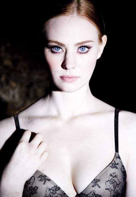 Deborah Ann Woll photo 115