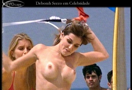 Deborah Secco photo 14