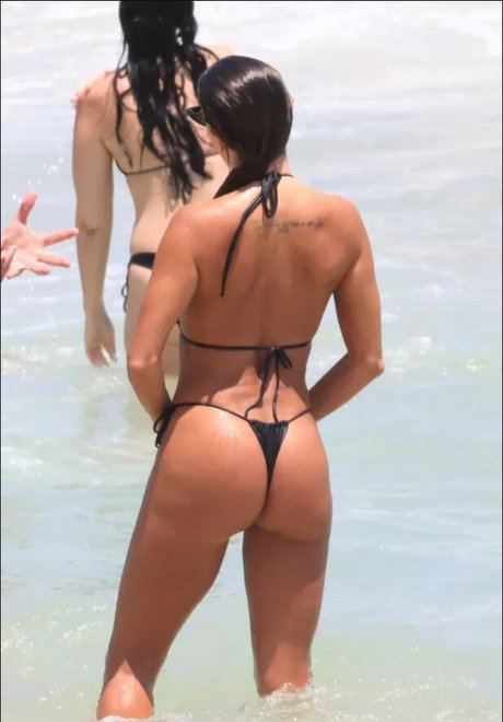 Deborah Secco photo 85