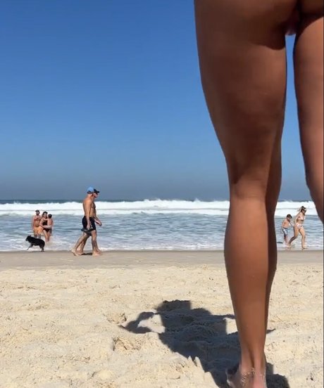 Deborah Secco photo 143