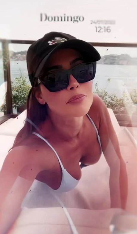 Deborah Secco photo 359