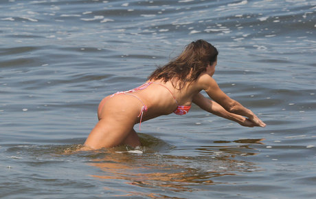 Deborah Secco photo 615
