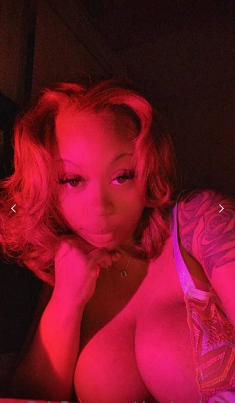 Dee Dee Davis photo 13