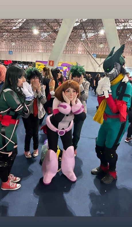 Dejulhacosplay photo 6