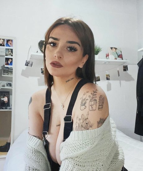 Delfi Peralta photo 28