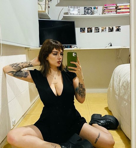 Delfi Peralta photo 33