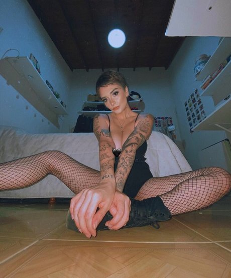 Delfi Peralta photo 36