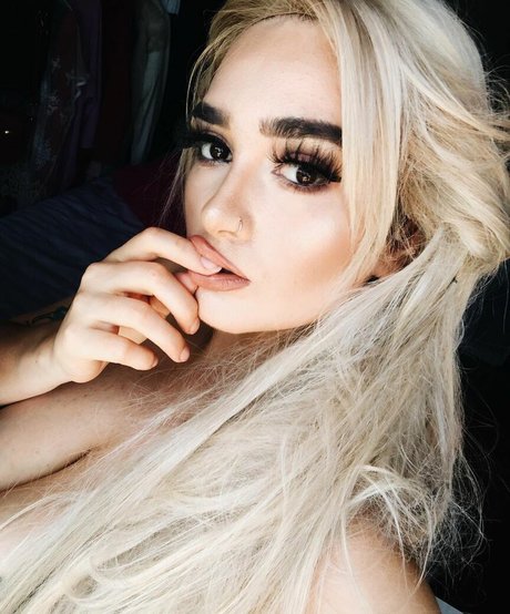 Delfi Peralta photo 42
