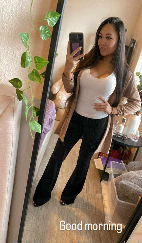 DeliciousDani photo 36