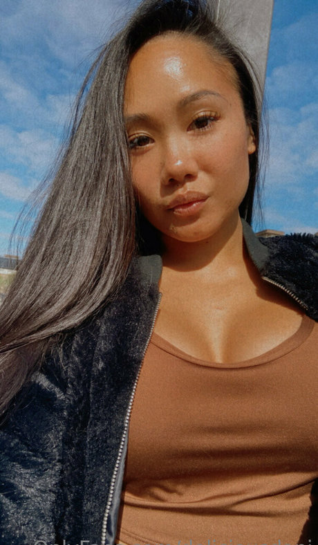 DeliciousDani photo 43