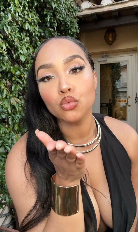 Demetria Obilor photo 31