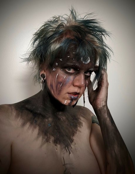 Demongirlcock photo 13