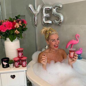 Denise Van Outen photo 28