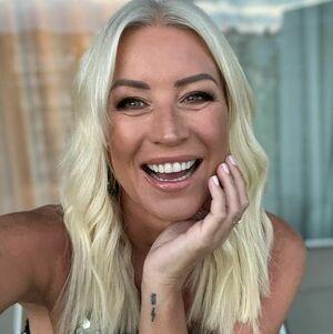 Denise Van Outen photo 63